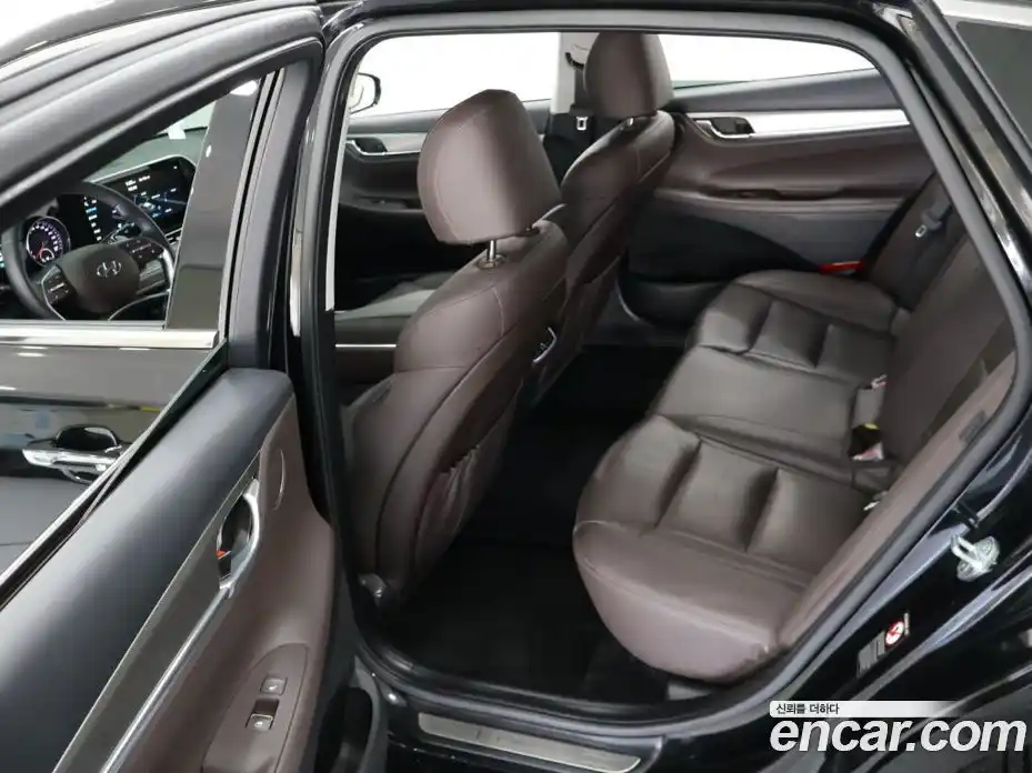 Hyundai Grandeur 2022 3.3 гидро в Москве № 1610696, фото 10
