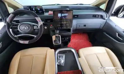 Hyundai Staria 2022 2.2 гидро в Москве № 1610747, миниатюра 7