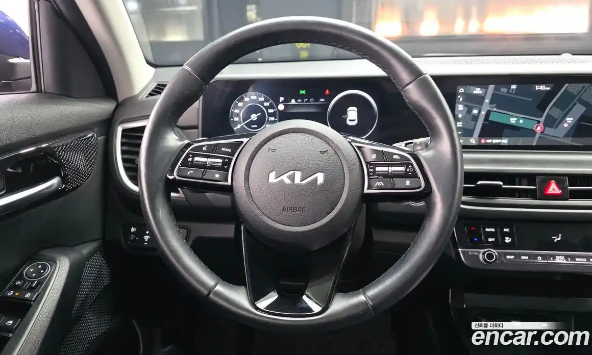 Kia Seltos 2023 1.6 гидро в Москве № 1610986, фото 13