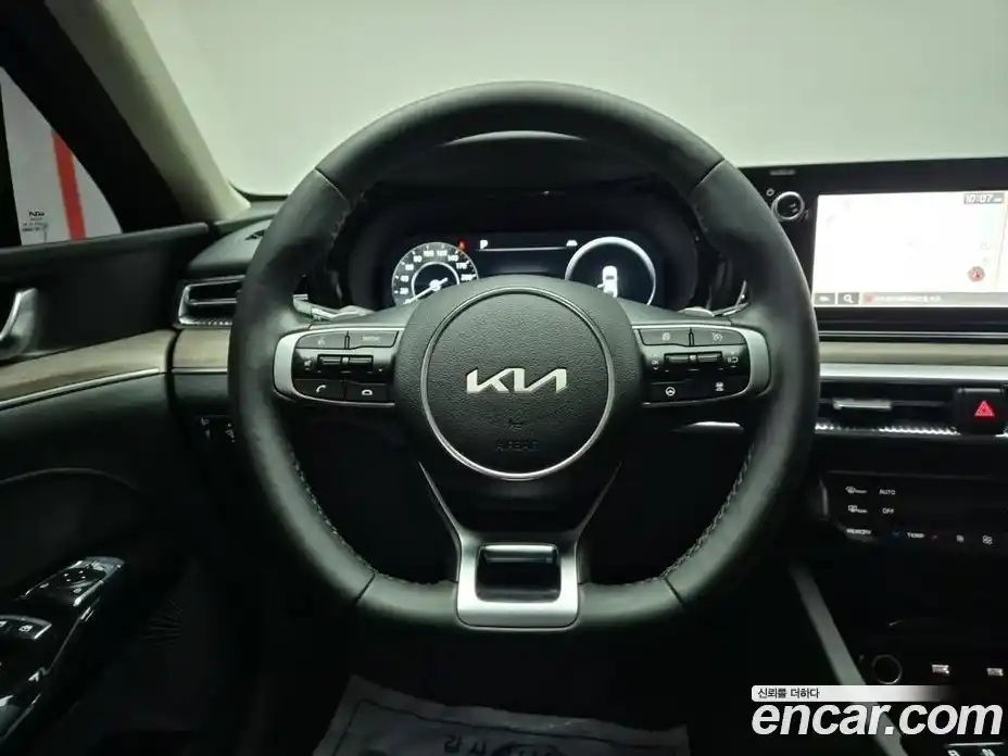 Kia K5 2023 1.6 гидро в Москве № 1611053, фото 9