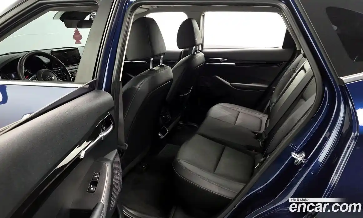 Kia Seltos 2021 1.6 гидро в Москве № 1611603, фото 12