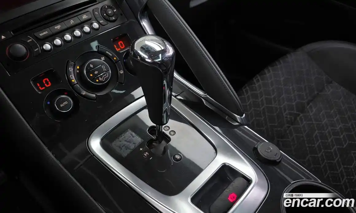 Peugeot 3008 2014 1.6 гидро в Москве № 1611626, фото 9