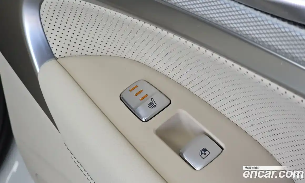 Genesis G70 2024 2.5 гидро в Москве № 1611796, фото 18