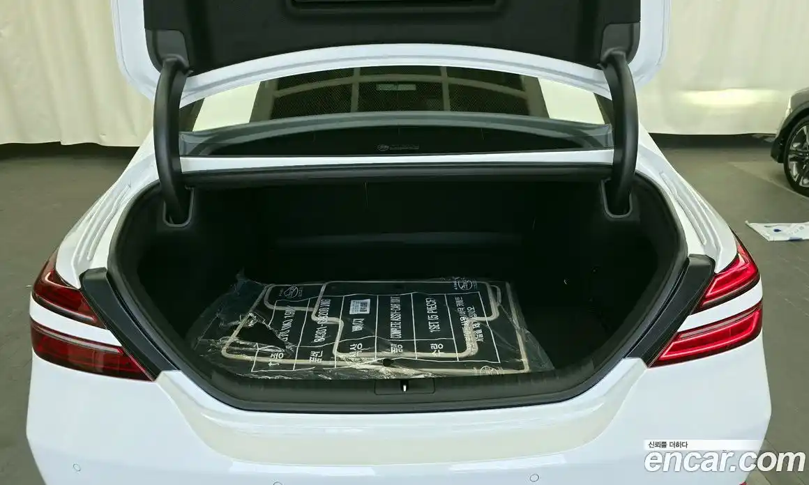 Genesis G70 2024 2.5 гидро в Москве № 1611796, фото 20