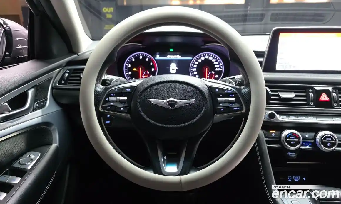 Genesis G70 2018 2.0 гидро в Москве № 1612097, фото 13