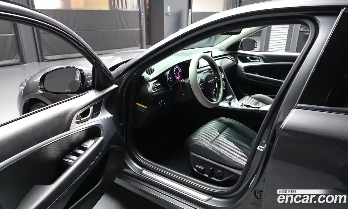 Genesis G70 2018 2.0 гидро в Москве № 1612097, фото 10