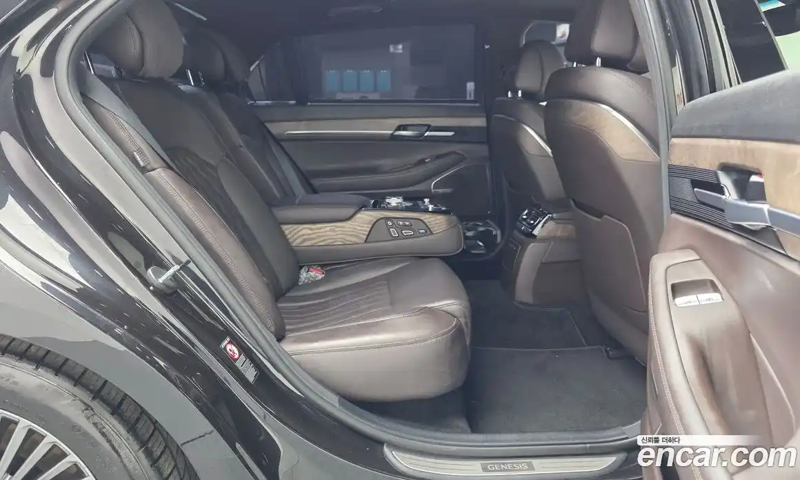 Genesis G90 2018 3.3 гидро в Москве № 1612276, фото 12