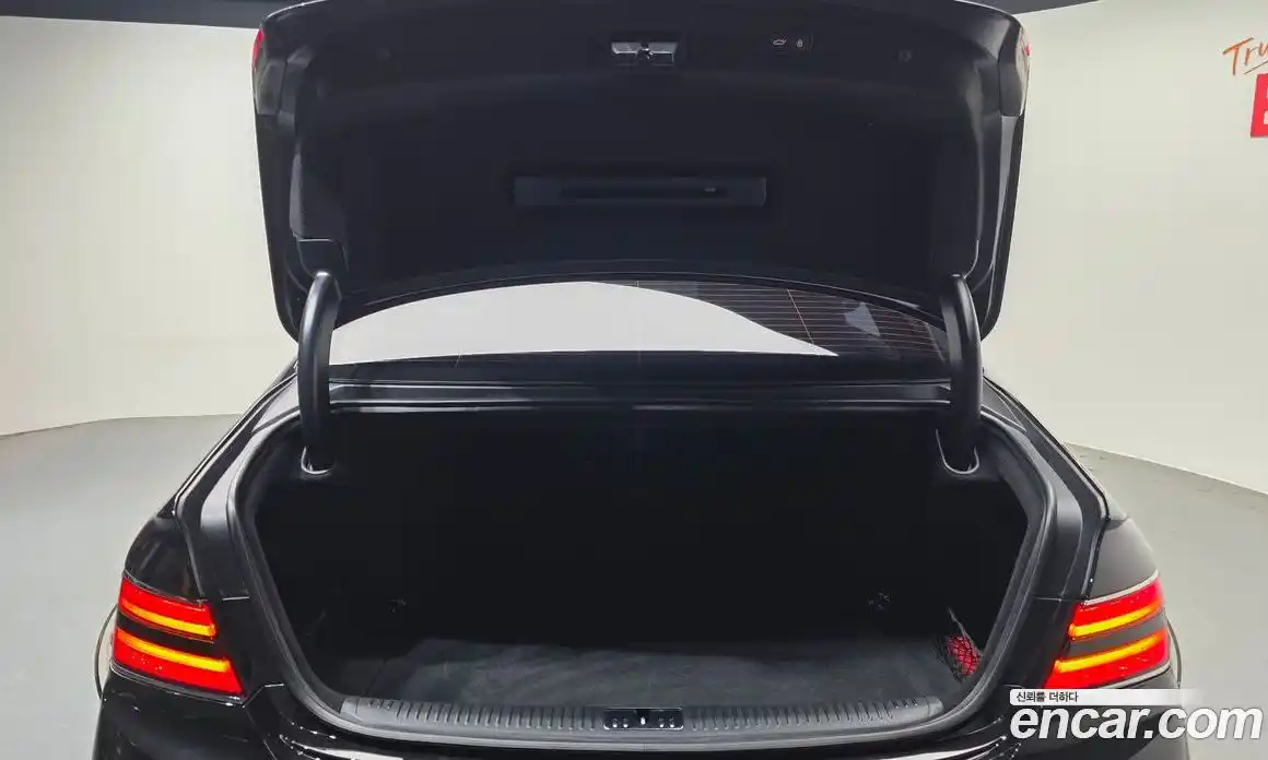 Genesis G90 2018 3.3 гидро в Москве № 1612276, фото 20