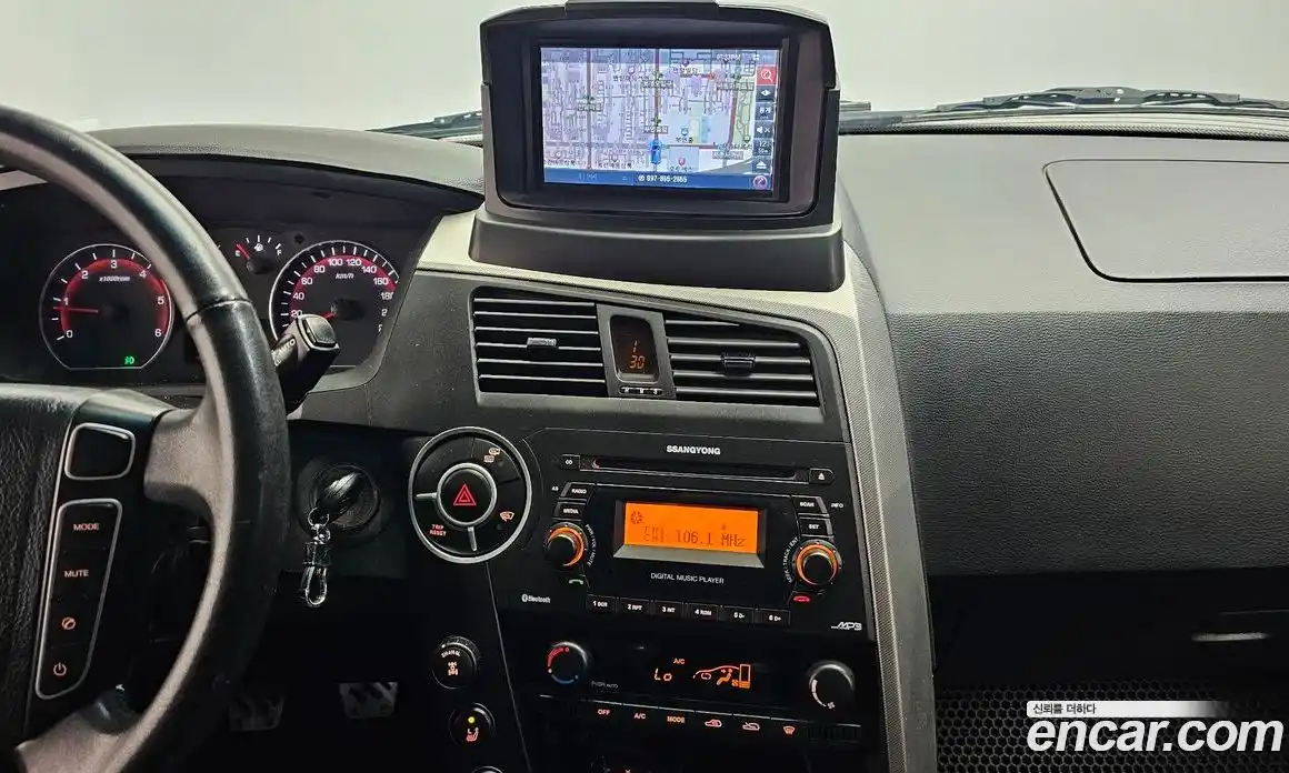 SsangYong Korando 2013 2.0 механика в Москве № 1612822, фото 14
