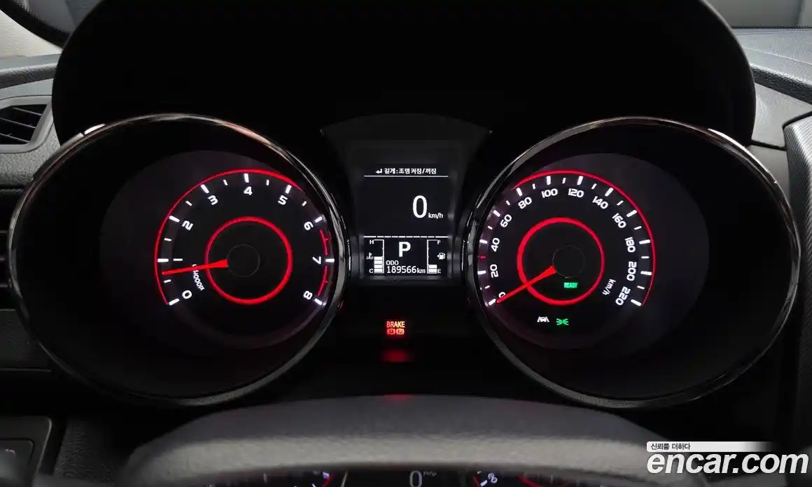 SsangYong TIBOLI 2017 1.6 гидро в Москве № 1613350, фото 8