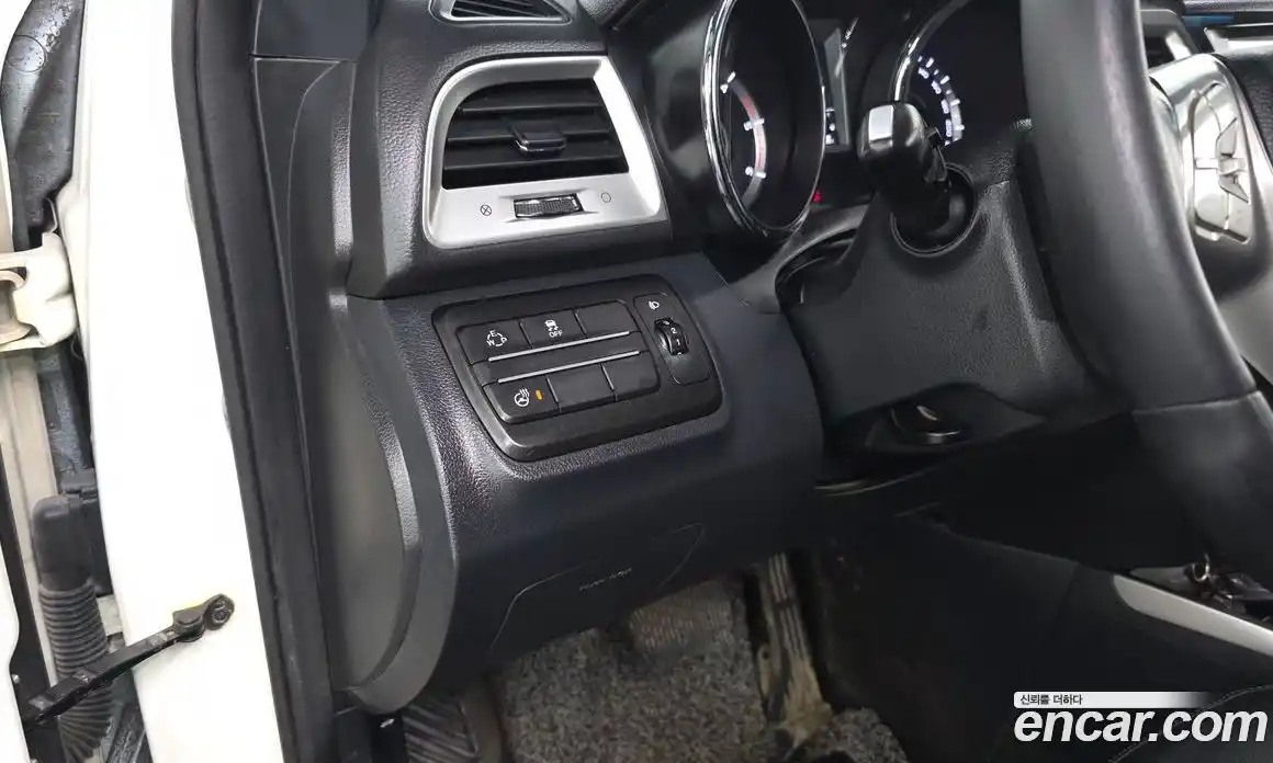 SsangYong TIBOLI 2015 1.6 гидро в Москве № 1613393, фото 13
