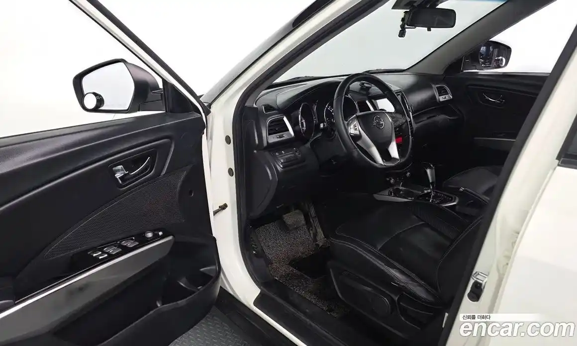 SsangYong TIBOLI 2015 1.6 гидро в Москве № 1613393, фото 10