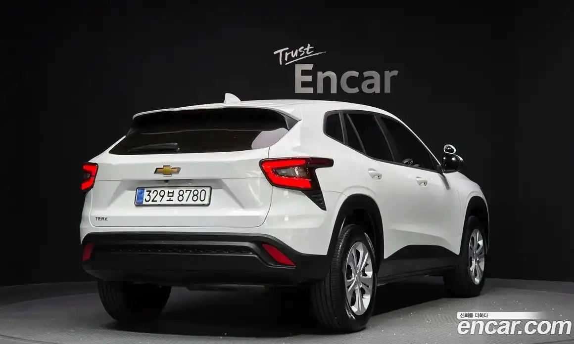 Chevrolet Trax 2025 1.2 гидро в Москве № 1613598, фото 2