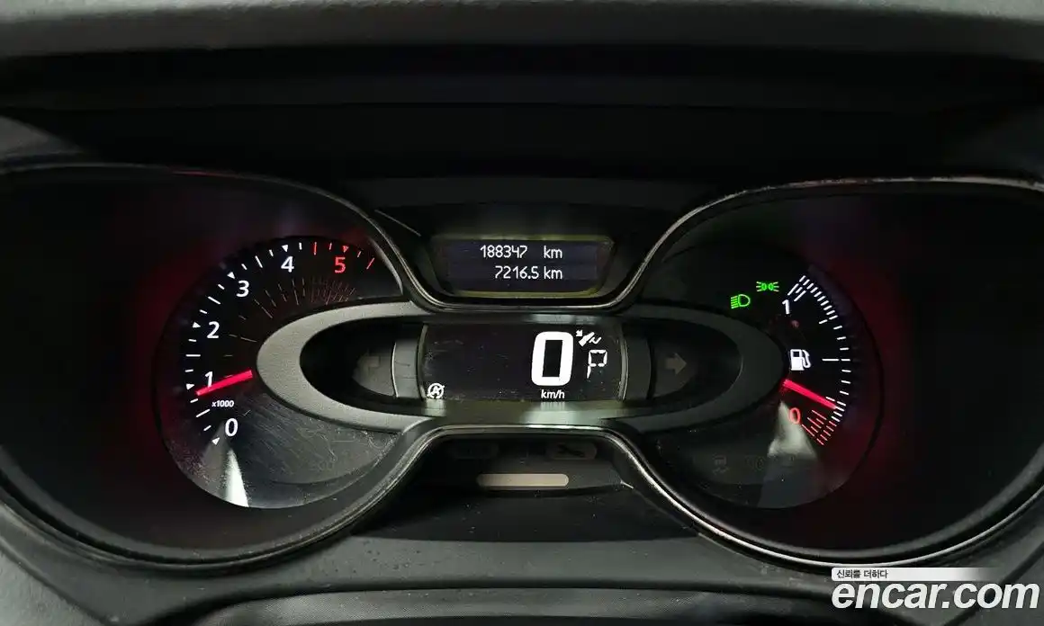 Renault QM3 2019 1.5 гидро в Москве № 1615780, фото 8