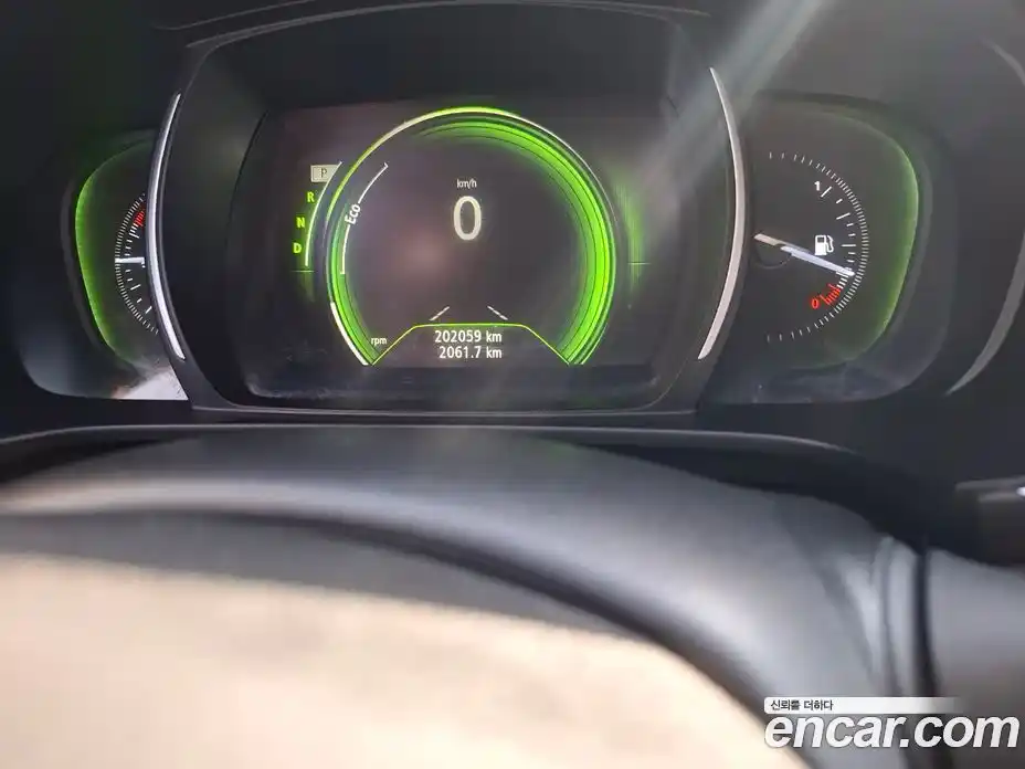 Renault QM6 2018 2.0 гидро в Москве № 1616034, фото 9