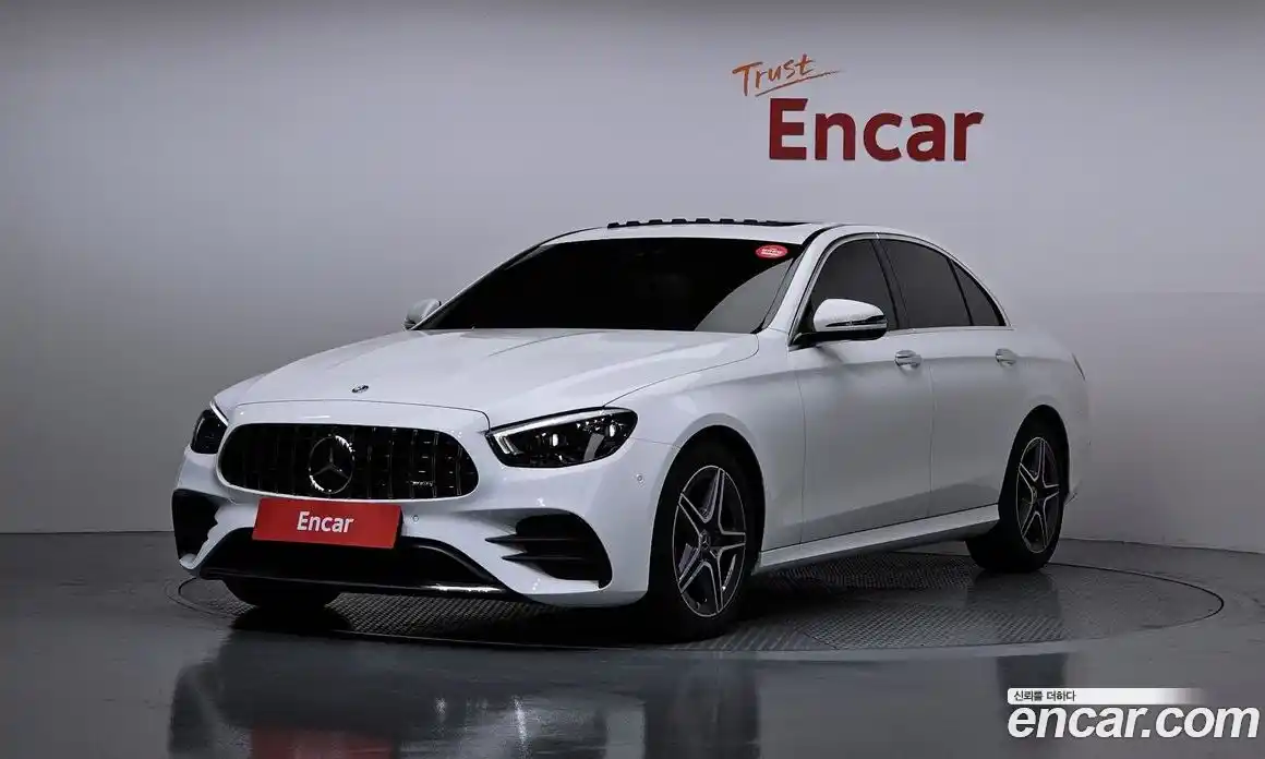 Mercedes-Benz E-Class 2023 2.0 гидро в Москве № 1616747, фото 1