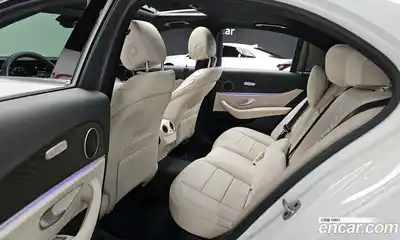 Mercedes-Benz E-Class 2023 2.0 гидро в Москве № 1616747, миниатюра 11
