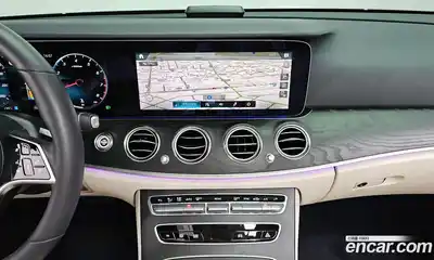 Mercedes-Benz E-Class 2023 2.0 гидро в Москве № 1616747, миниатюра 12