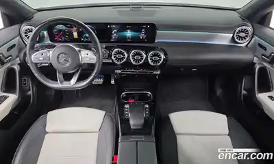 Mercedes-Benz CLA-Class 2020 2.0 гидро в Москве № 1616787, миниатюра 7
