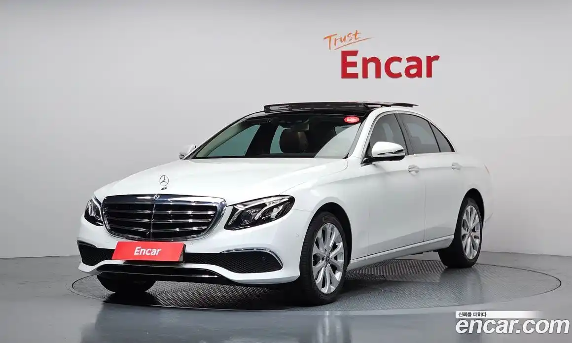 Mercedes-Benz E-Class 2017 2.0 гидро в Москве № 1617204, фото 1