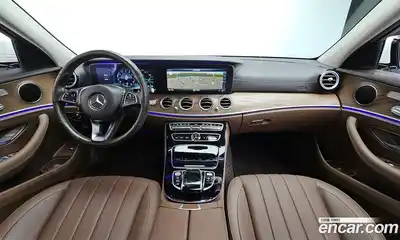 Mercedes-Benz E-Class 2017 2.0 гидро в Москве № 1617204, миниатюра 7