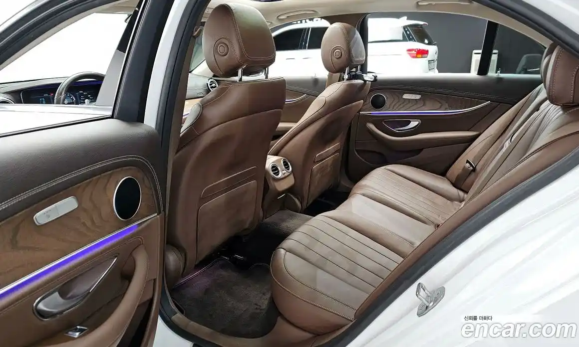 Mercedes-Benz E-Class 2017 2.0 гидро в Москве № 1617204, фото 9