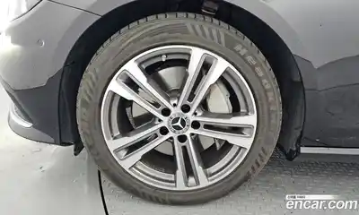 Mercedes-Benz E-Class 2022 2.0 гидро в Москве № 1617261, миниатюра 5