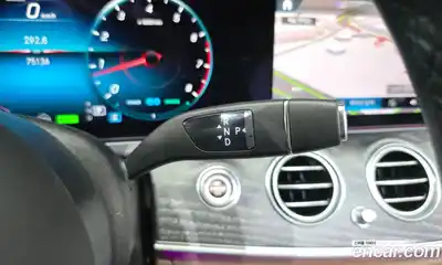 Mercedes-Benz E-Class 2022 2.0 гидро в Москве № 1617314, миниатюра 9