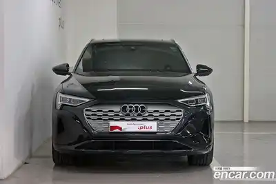 Audi Q8 e-tron 2024 гидро в Москве № 1618260, миниатюра 3