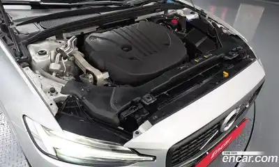 Volvo S60 2022 2.0 гидро в Москве № 1618589, миниатюра 6
