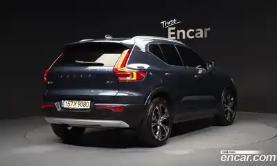 Volvo XC40 2021 2.0 гидро в Москве № 1618617, миниатюра 2