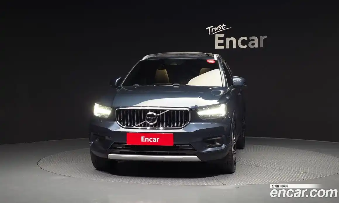 Volvo XC40 2021 2.0 гидро в Москве № 1618617, фото 3