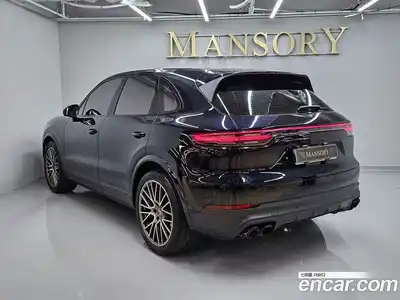 Porsche Cayenne 2022 3.0 гидро в Москве № 1618901, миниатюра 2