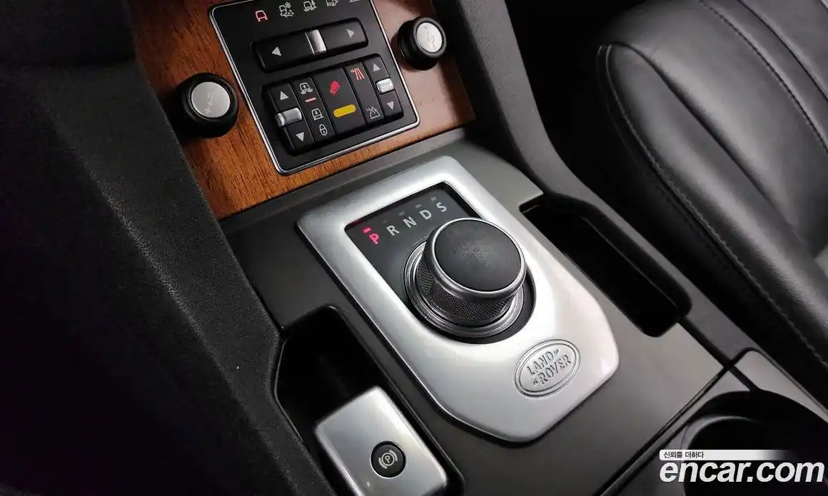 Land Rover Discovery 2013 3.0 гидро в Москве № 1619558, фото 9