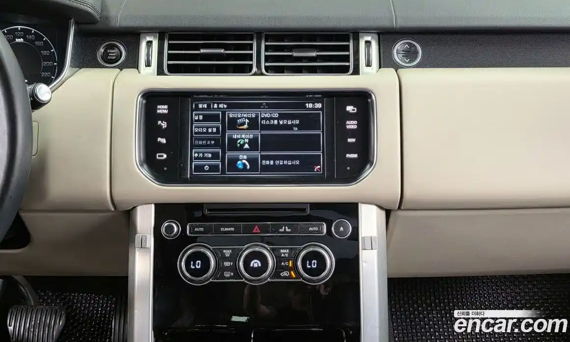 Land Rover Range-Rover 2014 4.4 гидро в Москве № 1619685, фото 14