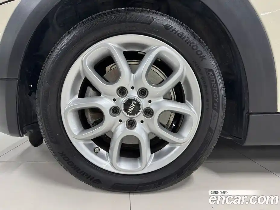 Mini Cooper 2017 1.5 гидро в Москве № 1622276, фото 18