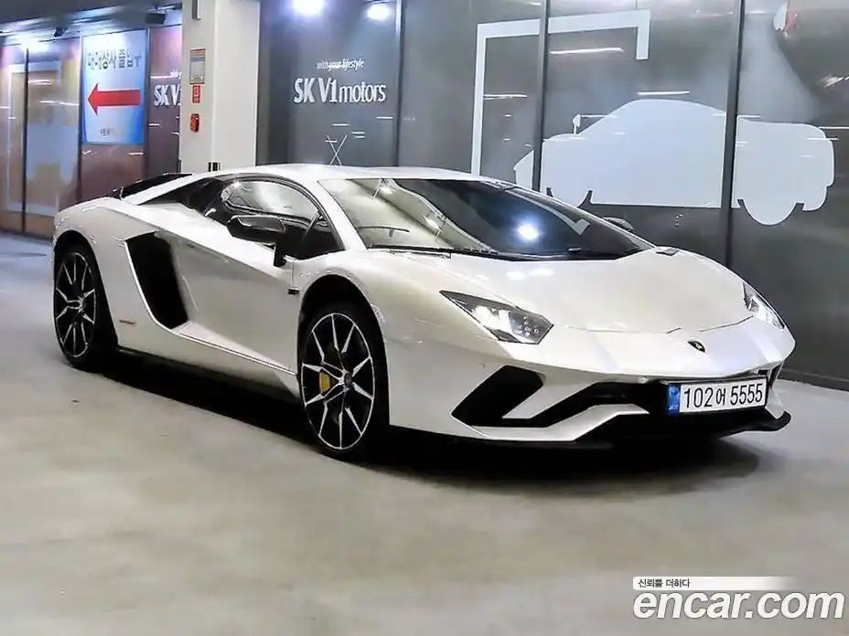 Lamborghini Aventador 2018 6.5 гидро в Москве № 1622279, фото 1