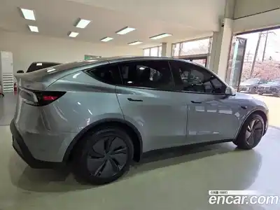 Tesla Model Y 2026 гидро в Москве № 1622364, миниатюра 2