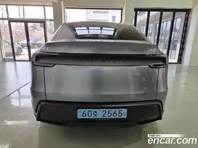 Tesla Model Y 2026 гидро в Москве № 1622364, миниатюра 4