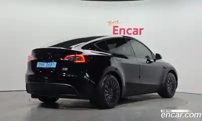 Tesla Model Y 2023 0.2 гидро в Москве № 1622512, миниатюра 2