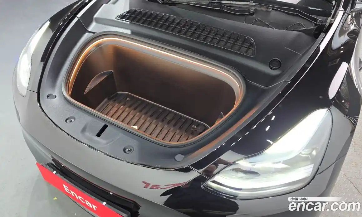 Tesla Model Y 2023 0.2 гидро в Москве № 1622512, фото 6