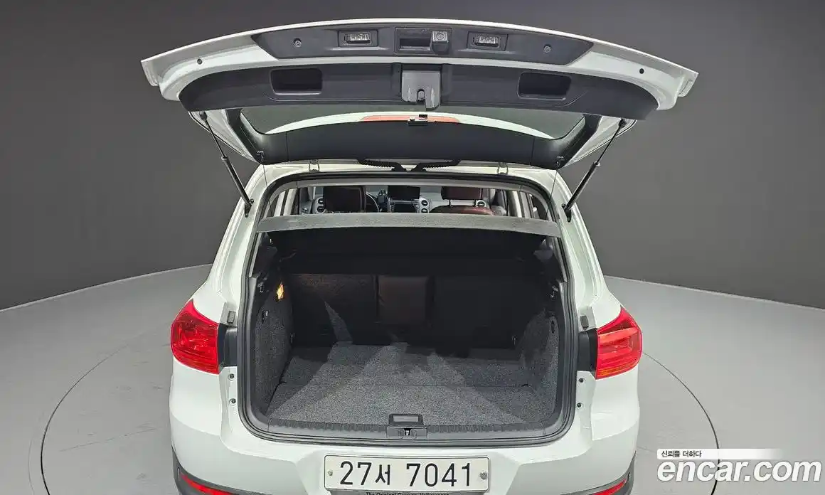 Volkswagen Tiguan 2014 2.0 гидро в Москве № 1623493, фото 19