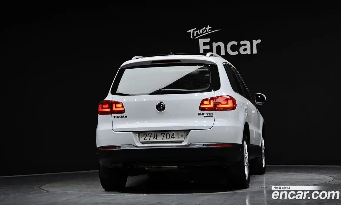 Volkswagen Tiguan 2014 2.0 гидро в Москве № 1623493, фото 4
