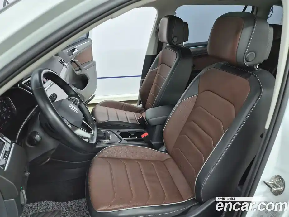Volkswagen Tiguan 2024 2.0 гидро в Москве № 1623618, фото 20