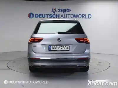 Volkswagen Tiguan 2020 2.0 гидро в Москве № 1623686, миниатюра 4