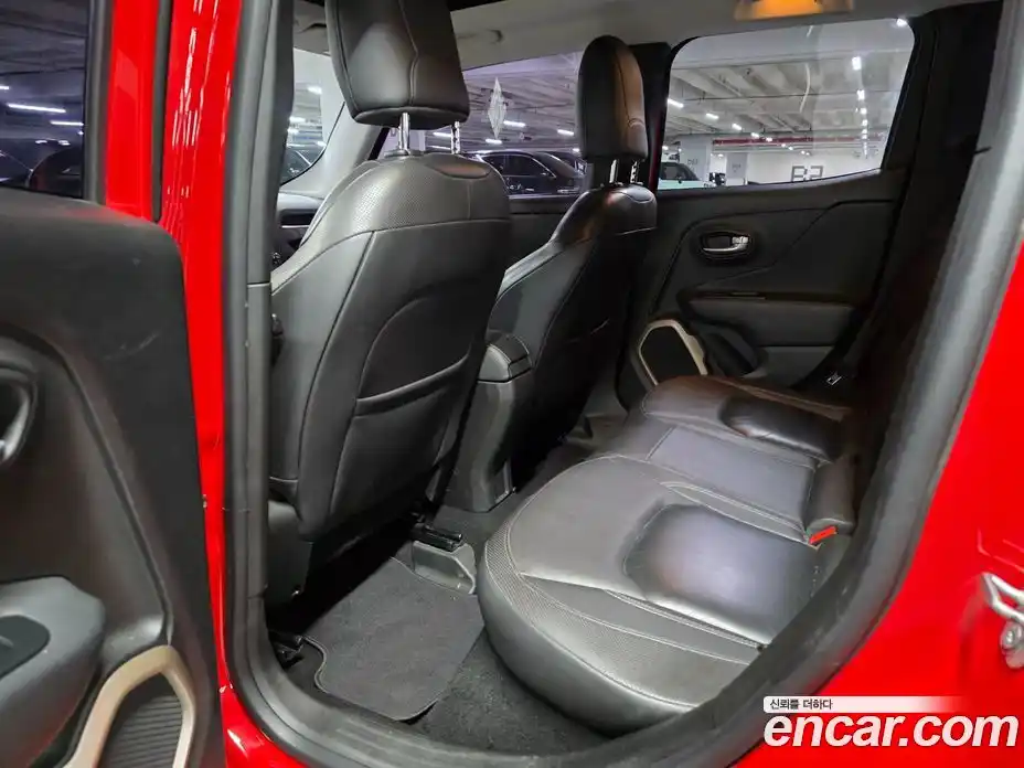 Jeep Renegade 2017 2.4 гидро в Москве № 1624294, фото 9