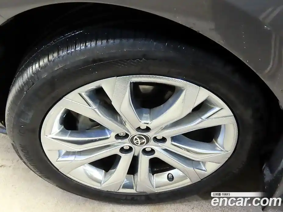 Toyota Sienna 2021 2.5 гидро в Москве № 1624501, фото 20