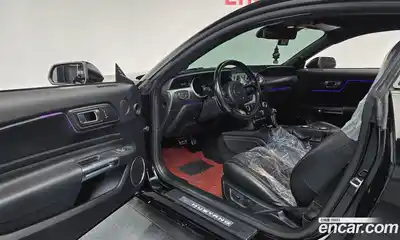 Ford Mustang 2020 2.3 гидро в Москве № 1624886, миниатюра 10
