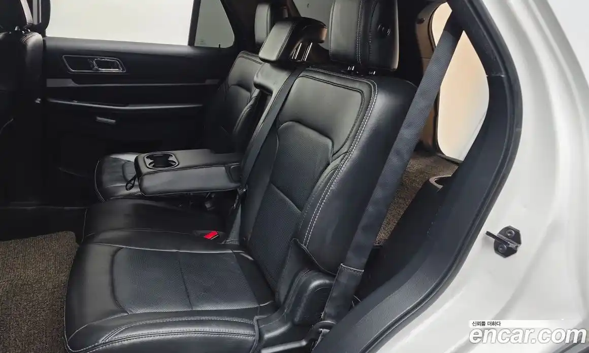 Ford Explorer 2018 2.3 гидро в Москве № 1625045, фото 12