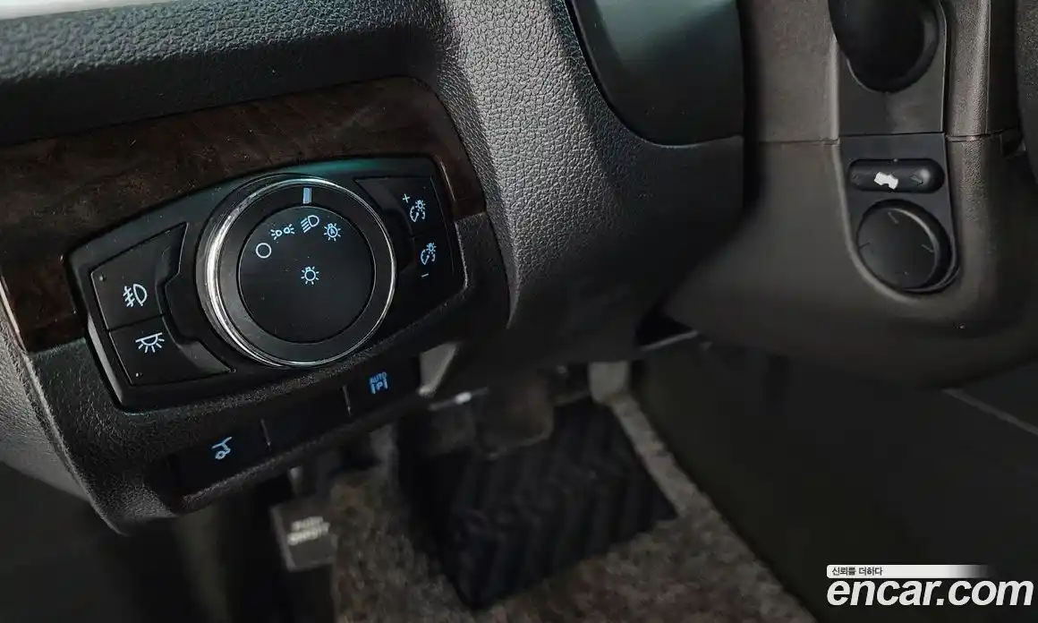 Ford Explorer 2013 3.5 гидро в Москве № 1625098, фото 17